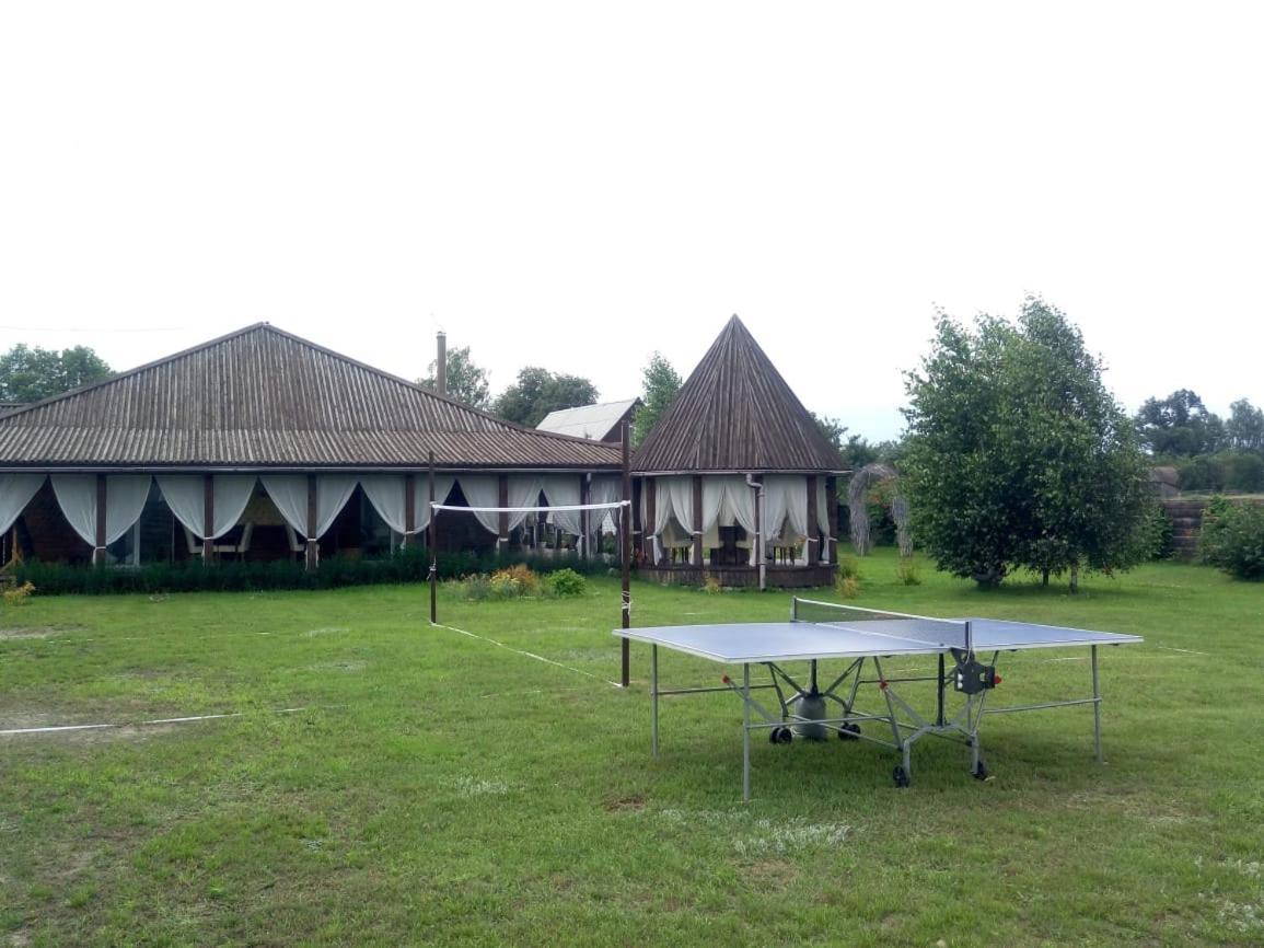 "Дальний Кордон" Hotel Moshchanytsya Buitenkant foto